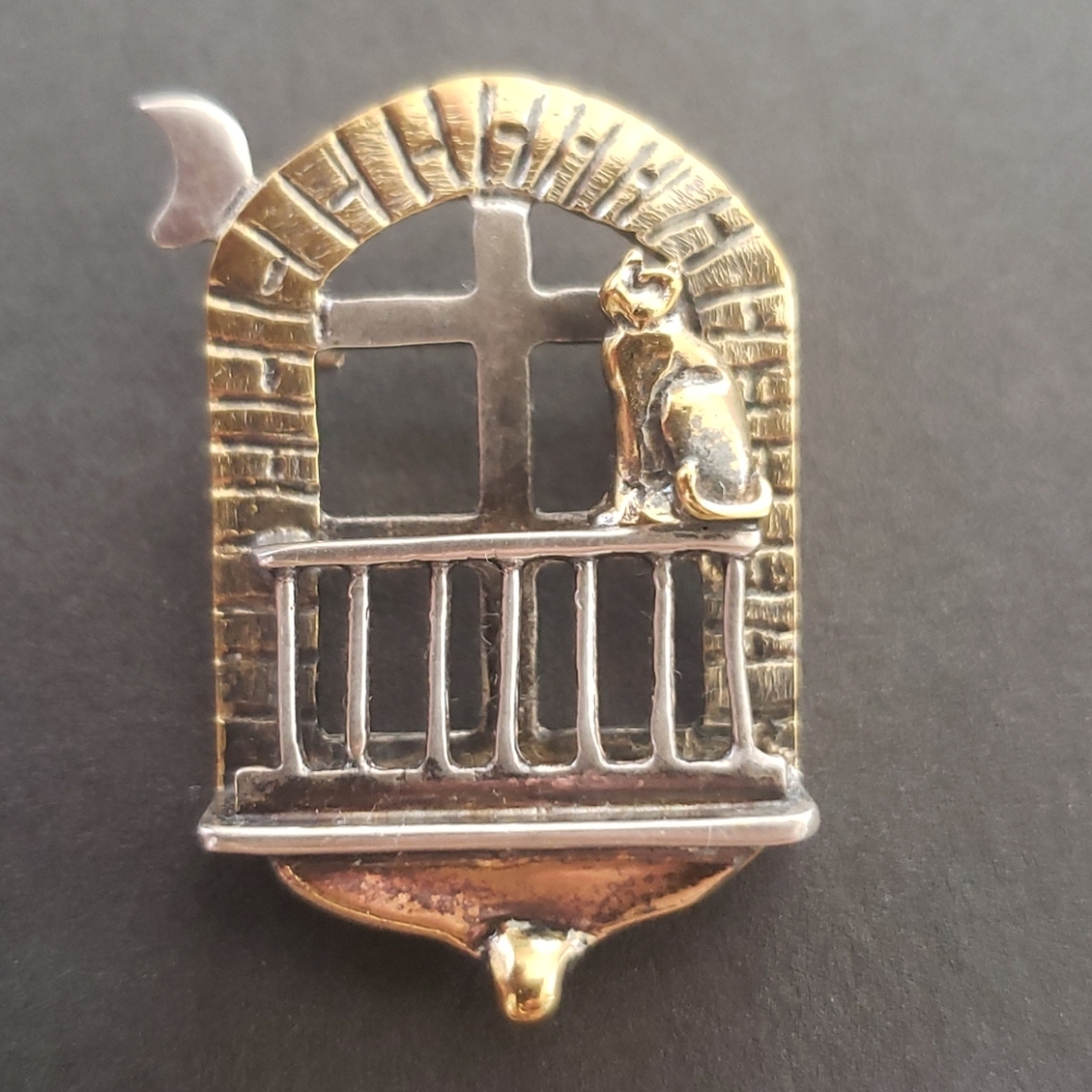 .925 Silver & Brass Cat on a Balcony Pin